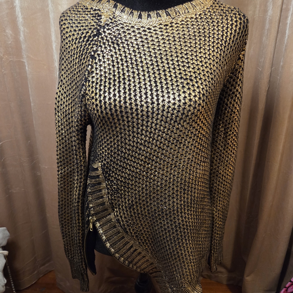 Saks Fifth Avenue Metallic Gold and Black Sweater